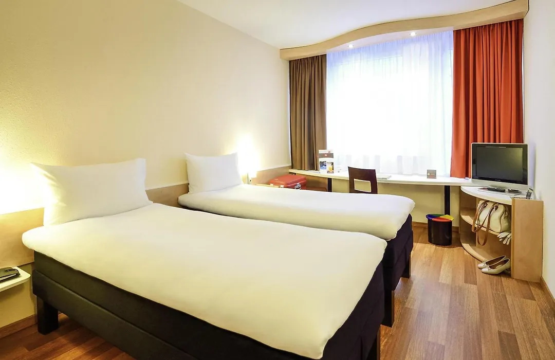 Ibis Budapest City-1