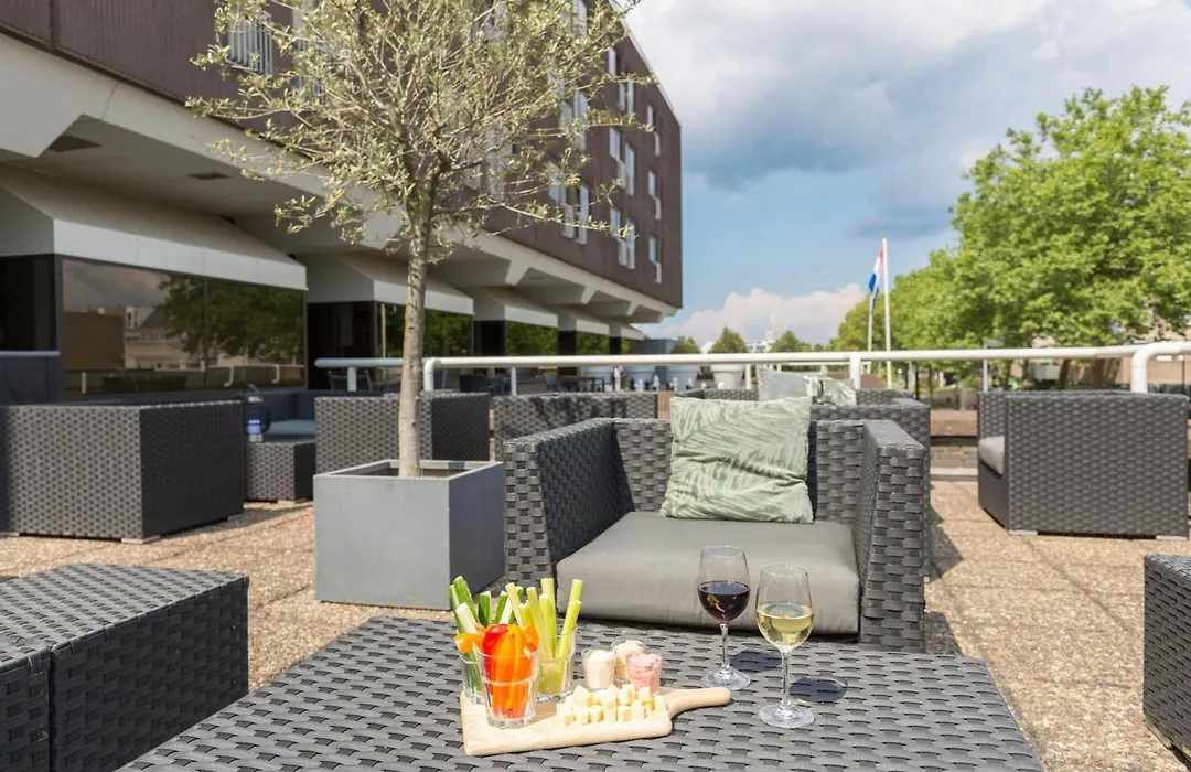 Leonardo Hotel Lelystad City Center-1
