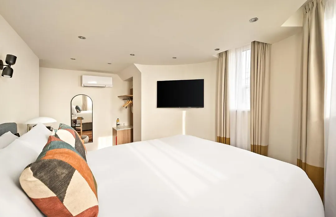 London Bloomsbury Square Hotel By Ihg-1