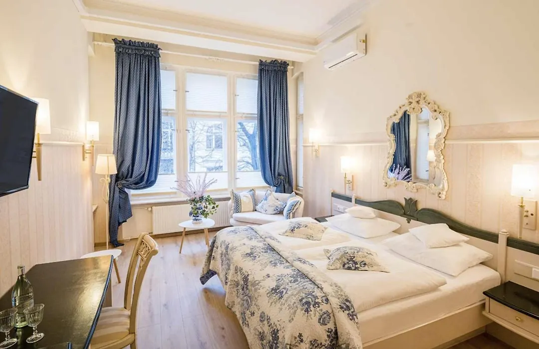 Hotel Augusta Am Kurfuerstendamm-1