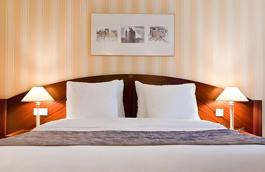 Hotel Le Chatelain-1