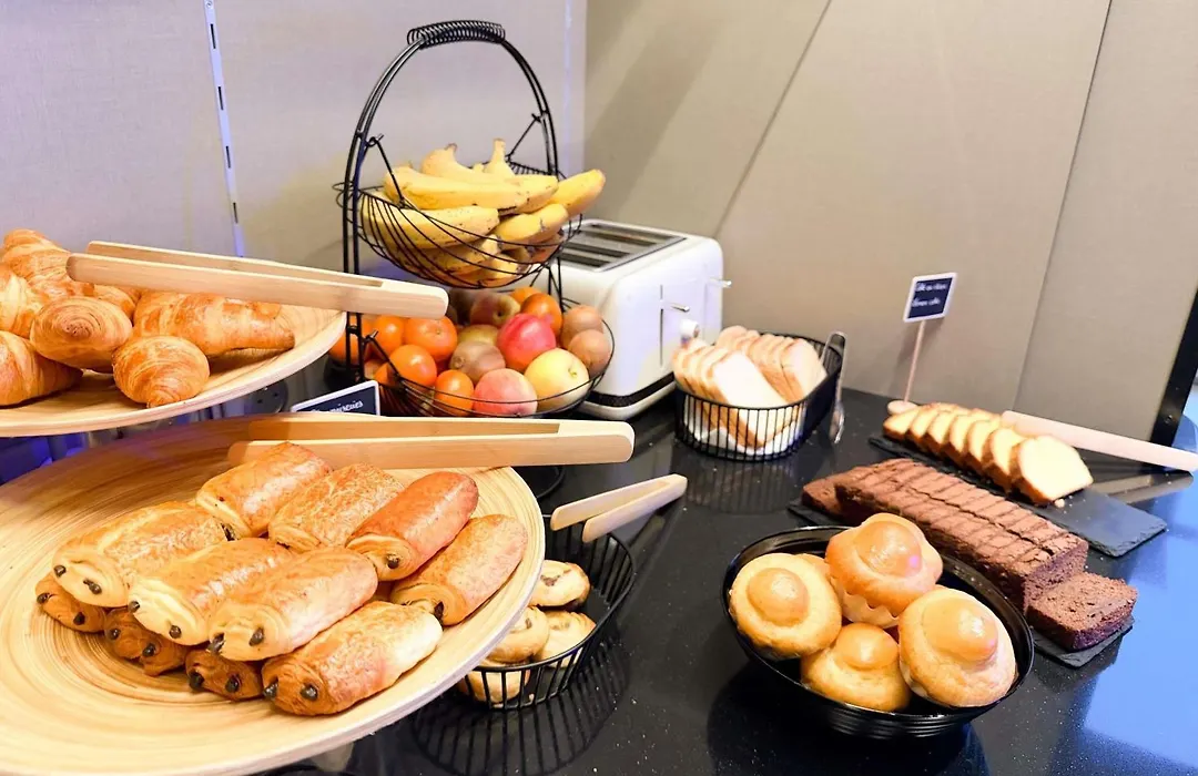 Mercure Rennes Centre Place Bretagne-1