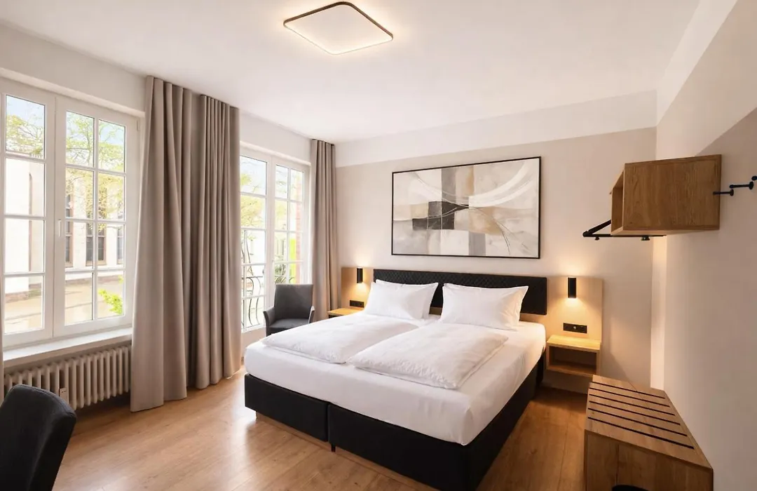 Stadthotel Juelich-1
