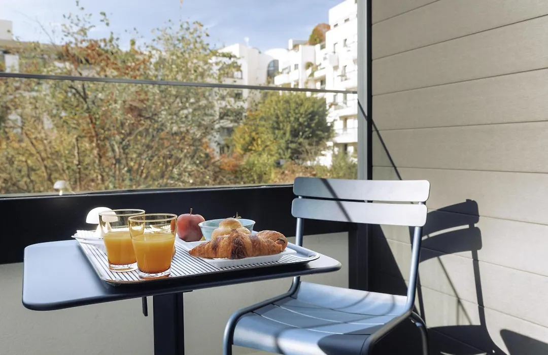 Novotel Paris Suresnes Longchamp-1