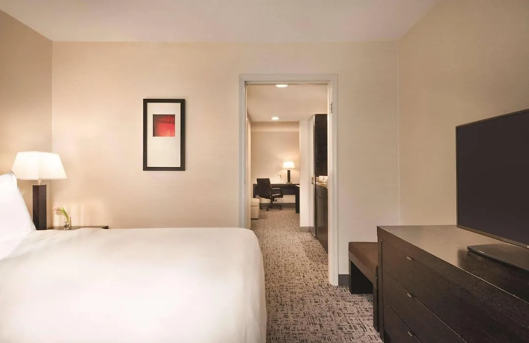 Radisson Hotel Vancouver Airport-1