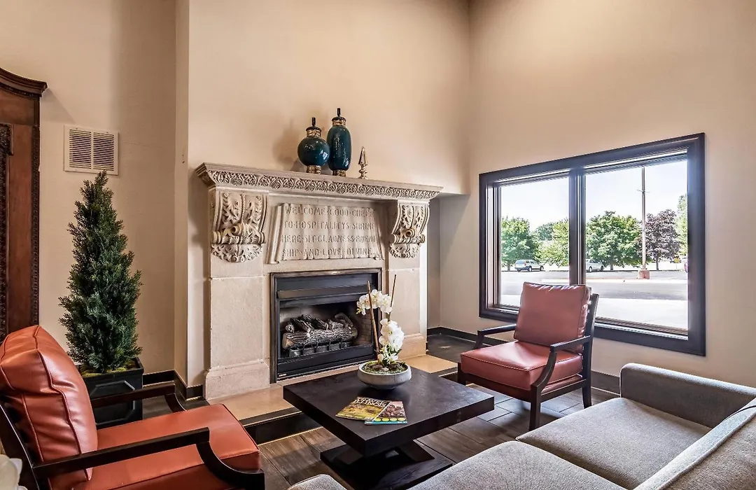 Riverview Inn & Suites, An Ascend Collection Hotel-1
