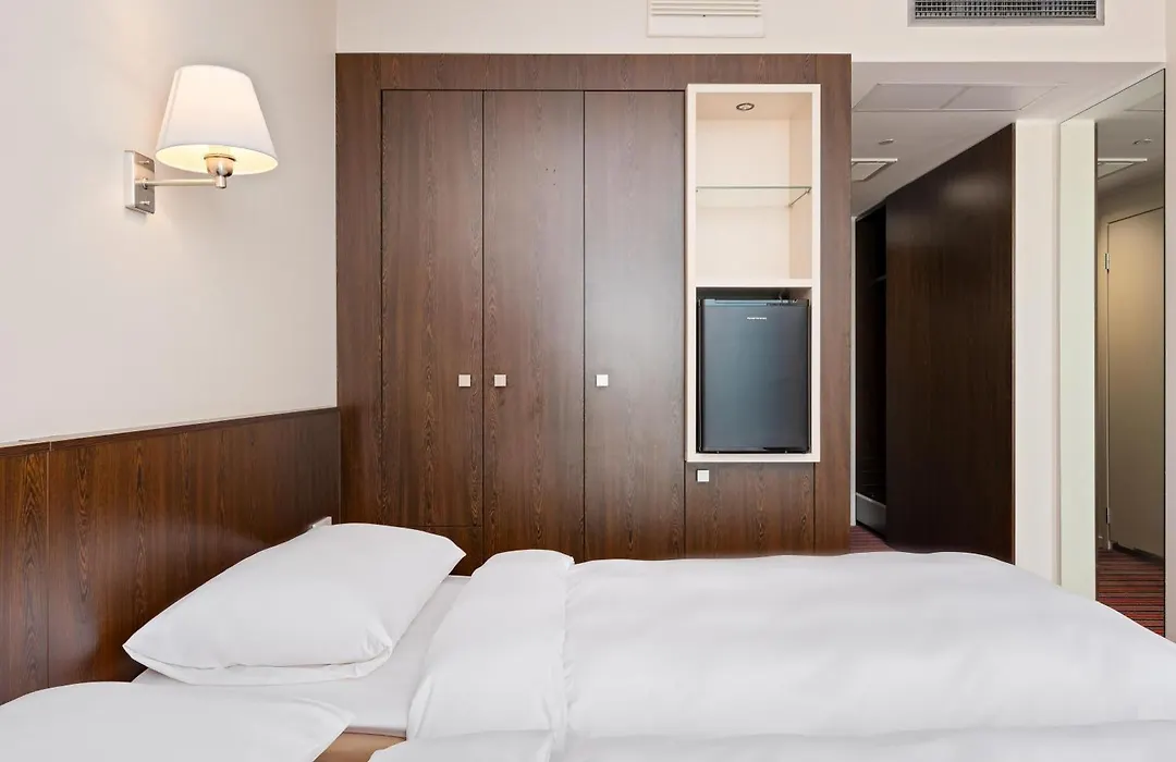 Park Inn By Radisson Meriton Conference & Spa Hotel Tallinn-1