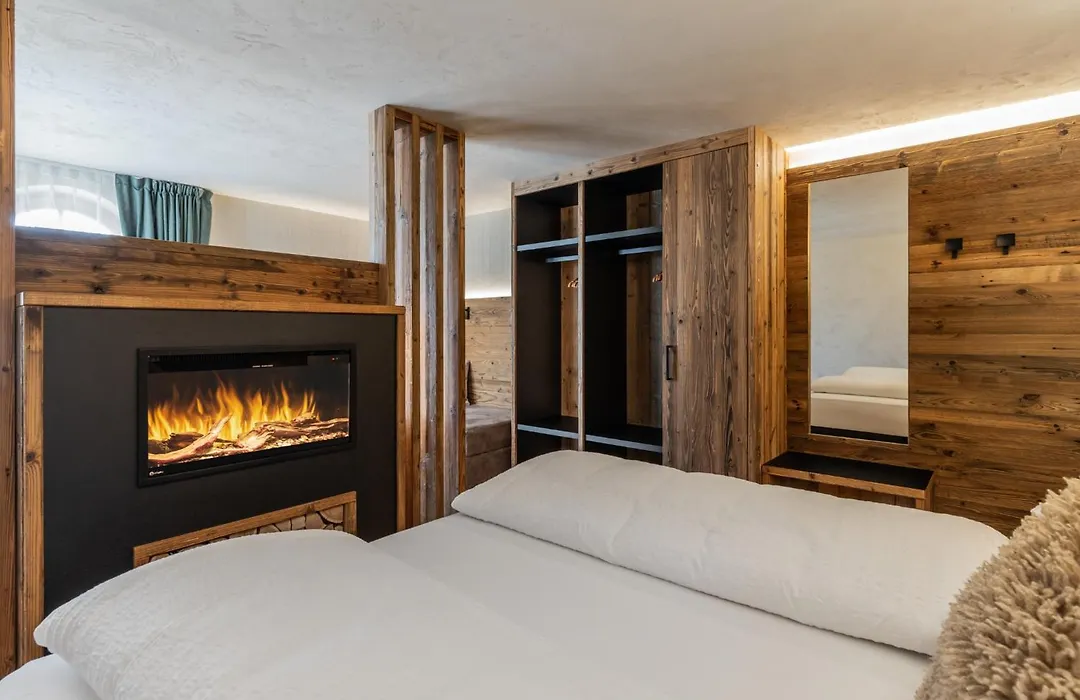 Sporthotel Romantic Plaza-1
