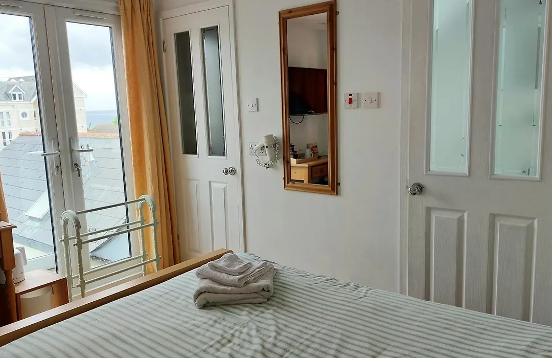 Trelawney Guest House Room Only-1