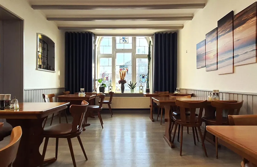 Hotel Münchner Löwenbräu-1