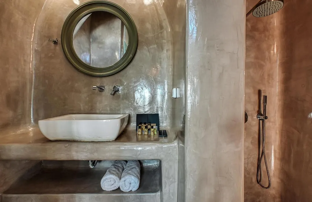 Oia Suites-1