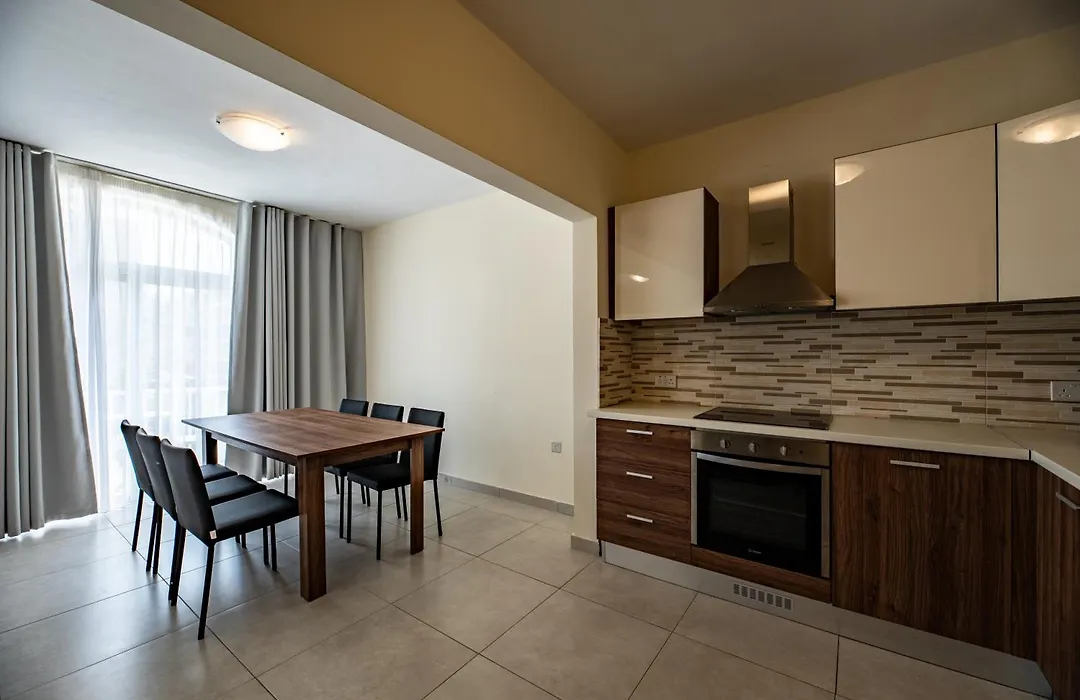 Euroclub Hotel-1