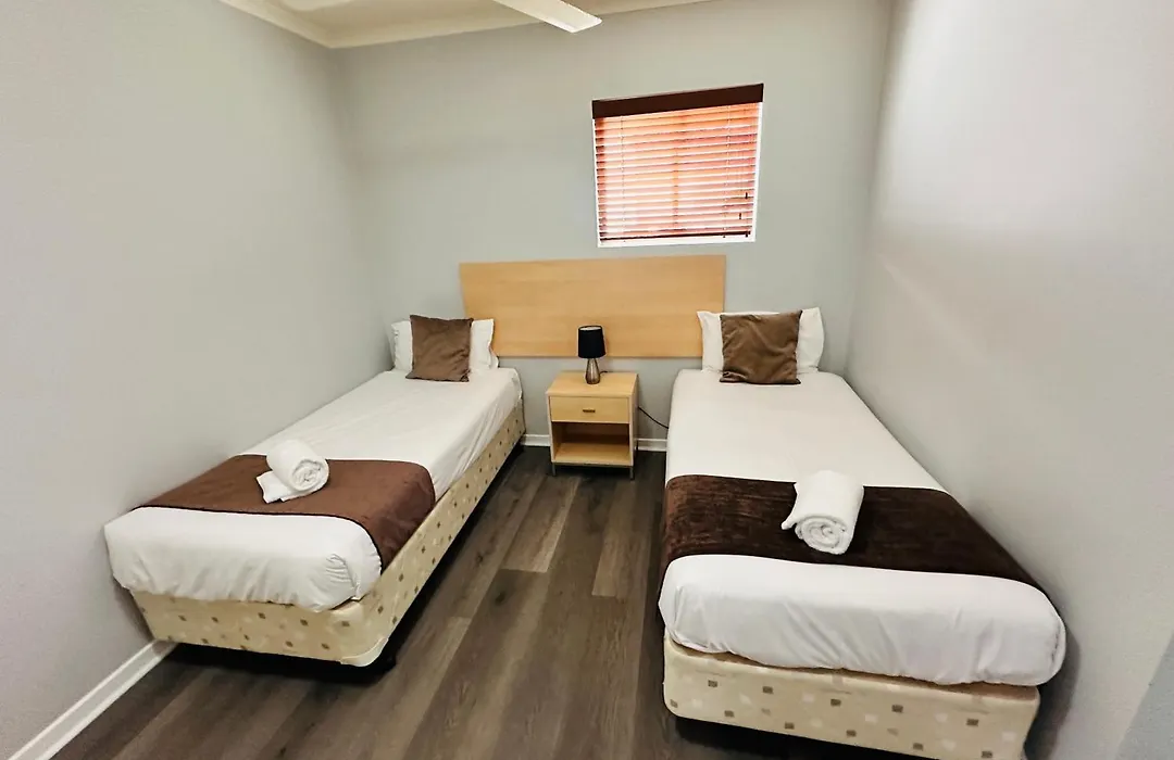 Caloundra Central Apartment Hotel Official-1