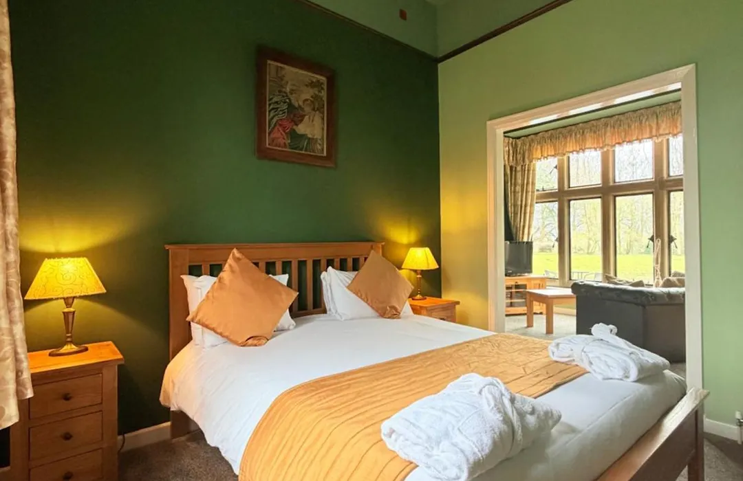The Old Lodge-1