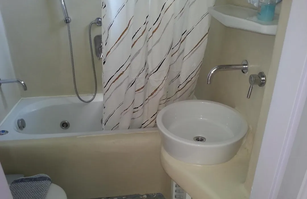 Studios & Suites Rania-1