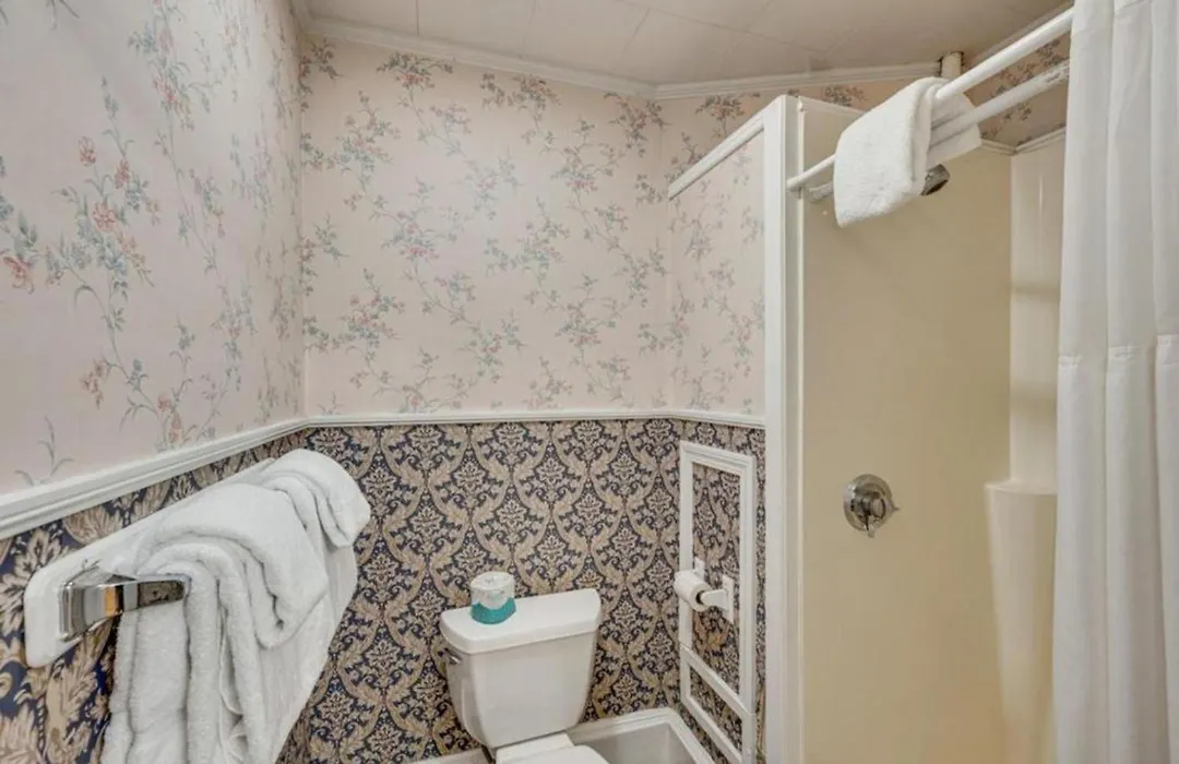 Thayers Inn-1