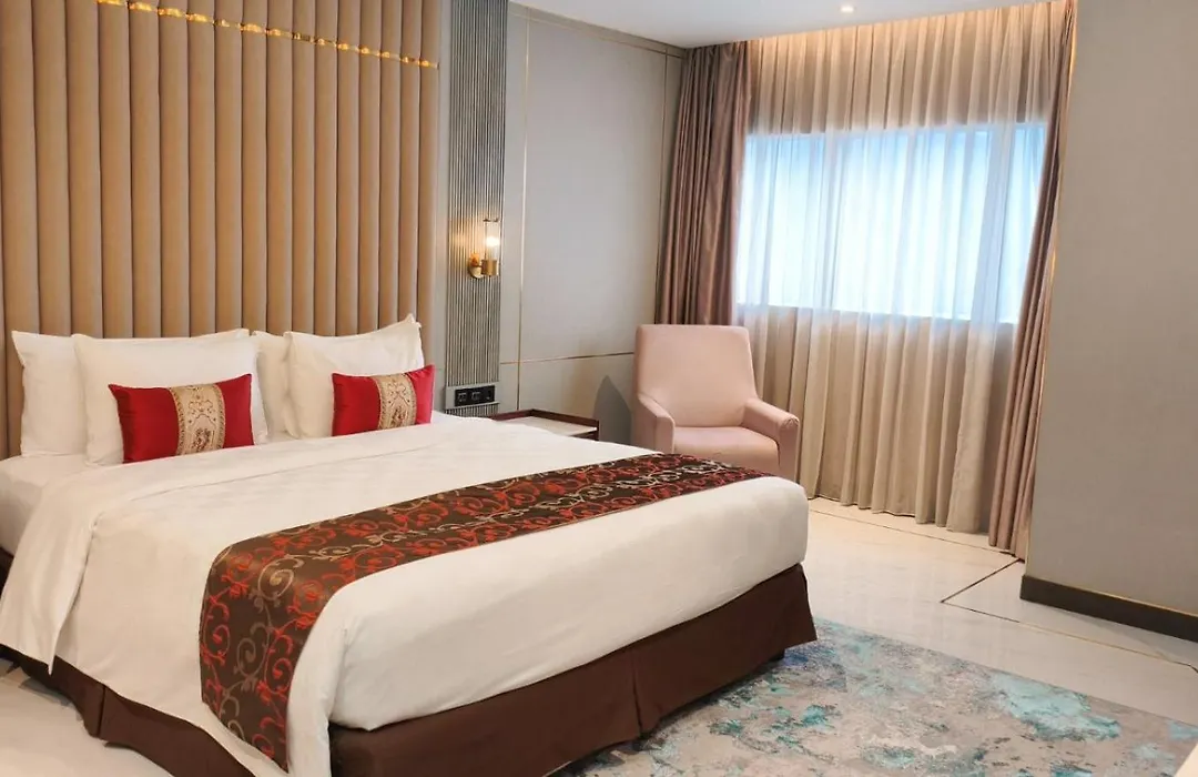 Po Hotel Semarang-1