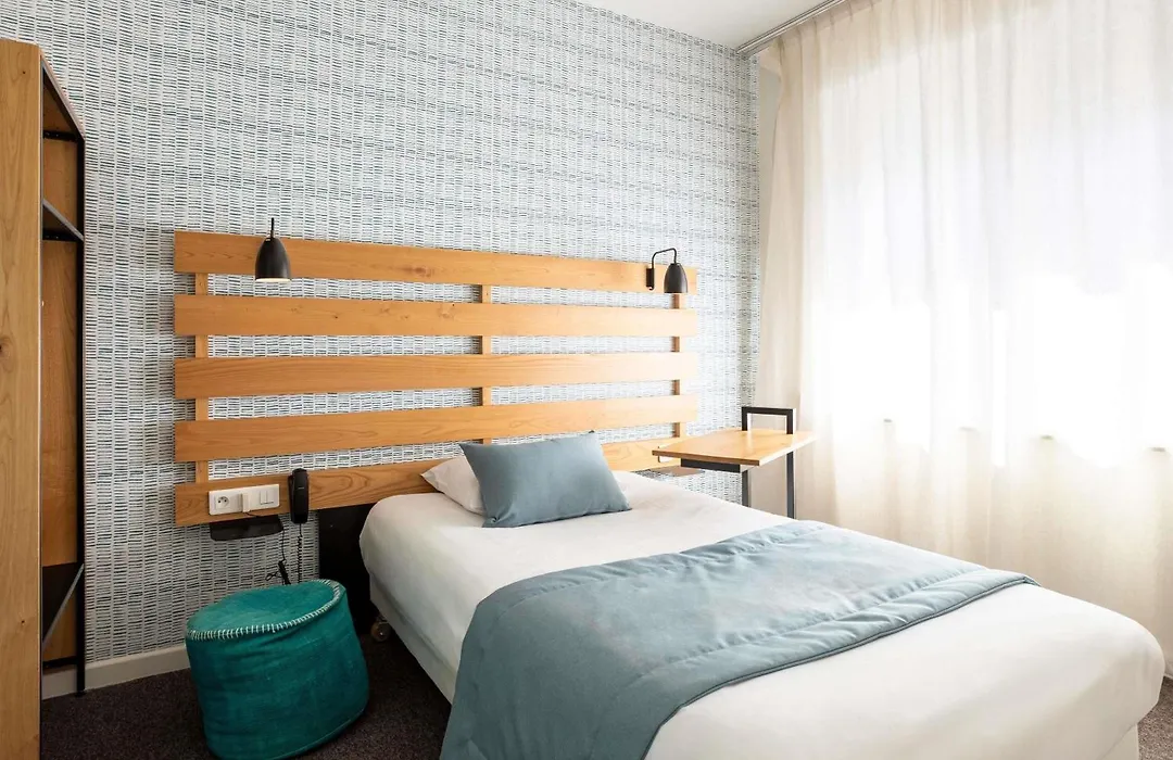 Ibis Styles Calais Centre-1