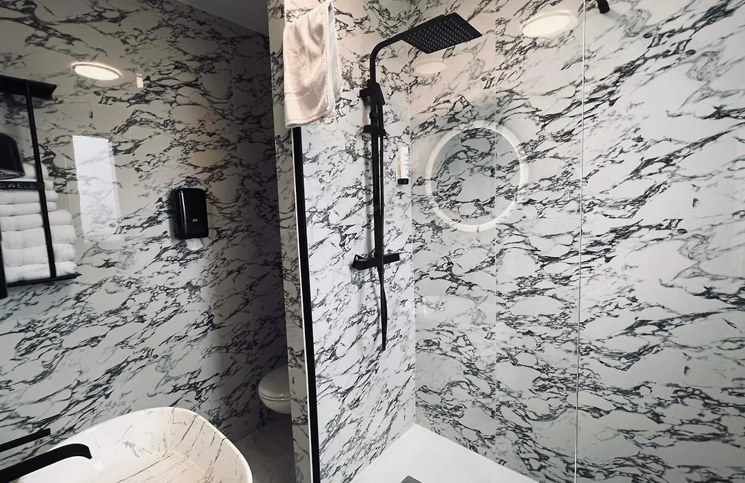 Hôtel Continental-1