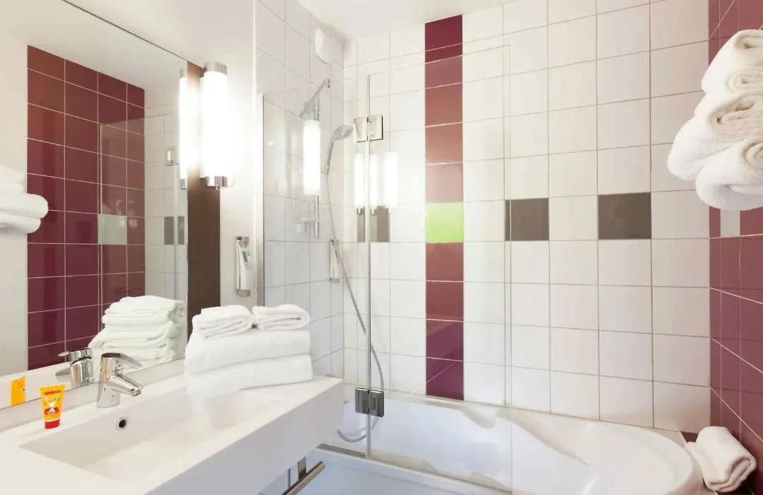 Ibis Styles Beaune Centre-1
