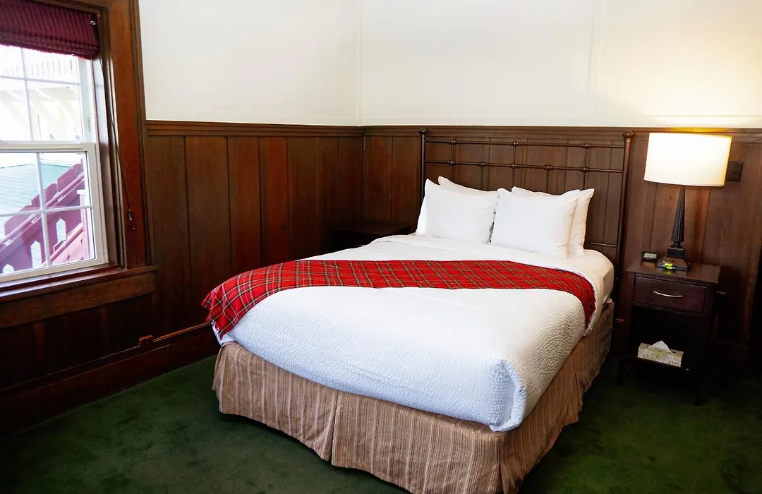 Prince Of Wales Hotel-1