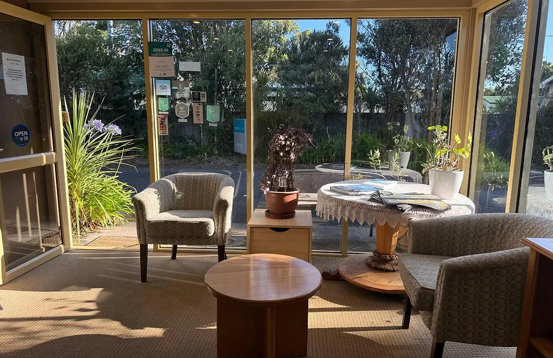 Motel Strahan-1
