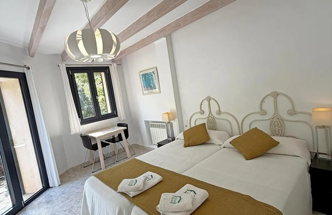 Hostal Villa Verde-Adults Only-1