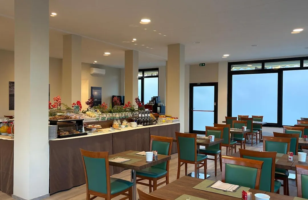 Hotel Bel Sito Peschiera-1