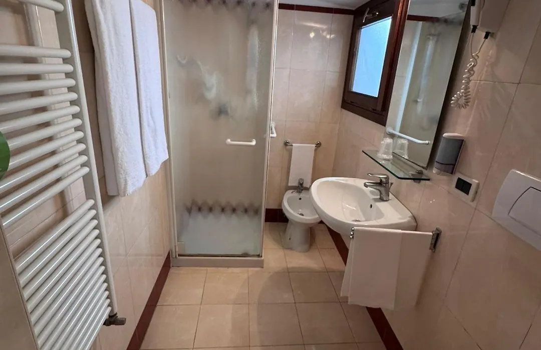 Hotel Adriatico-1