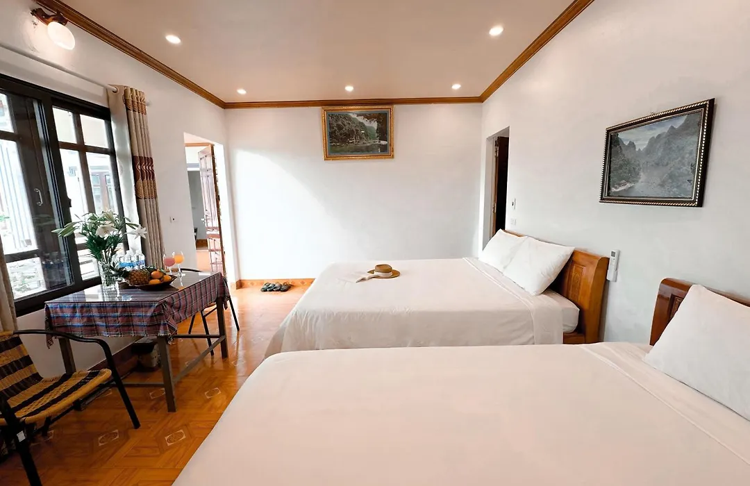 Tuan Ngoc Hotel-1