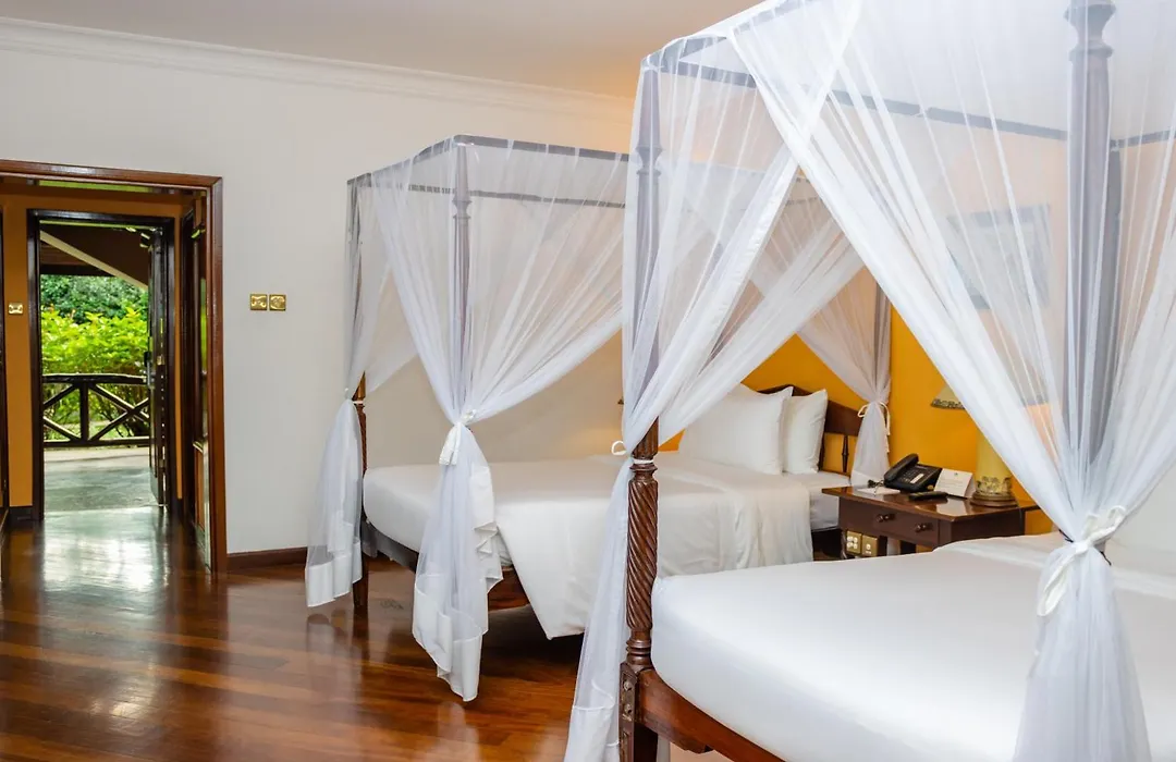 Safari Park Hotel-1