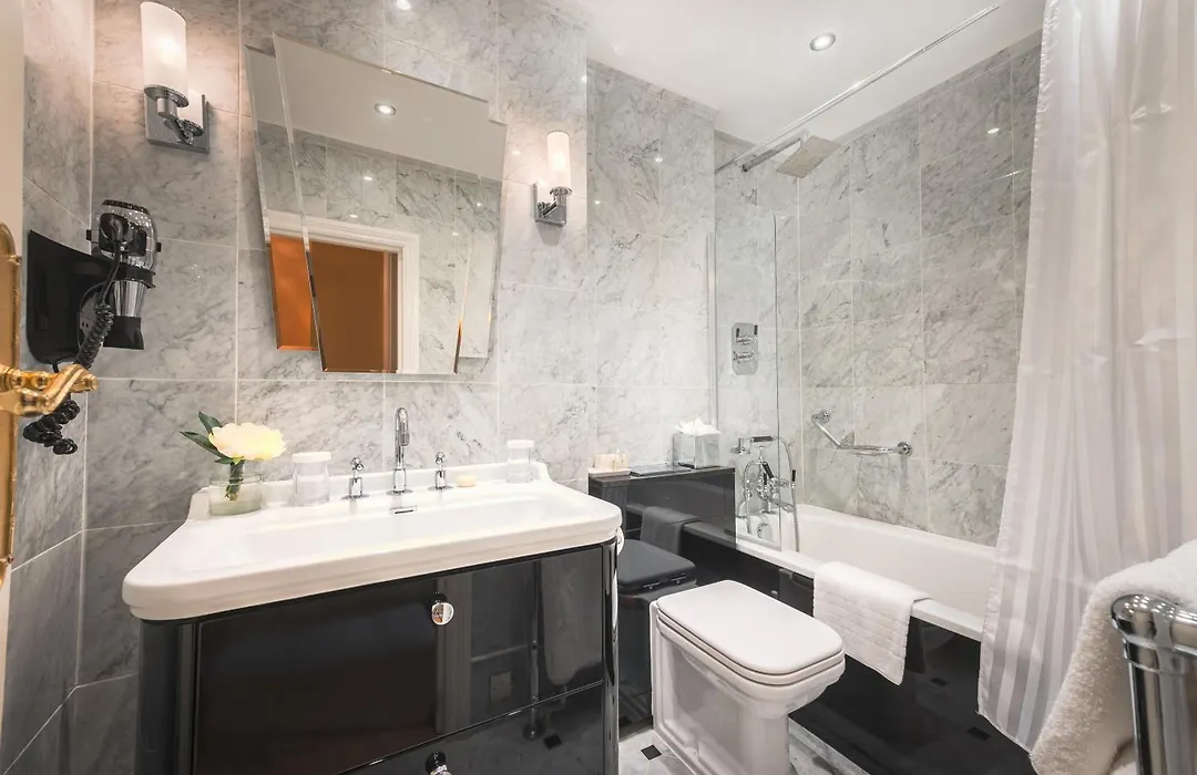 Curzon Street By Mansley-1