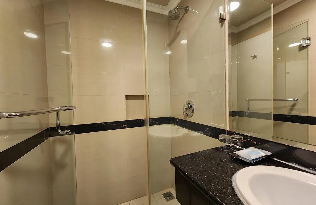 Grand Paragon Hotel-1