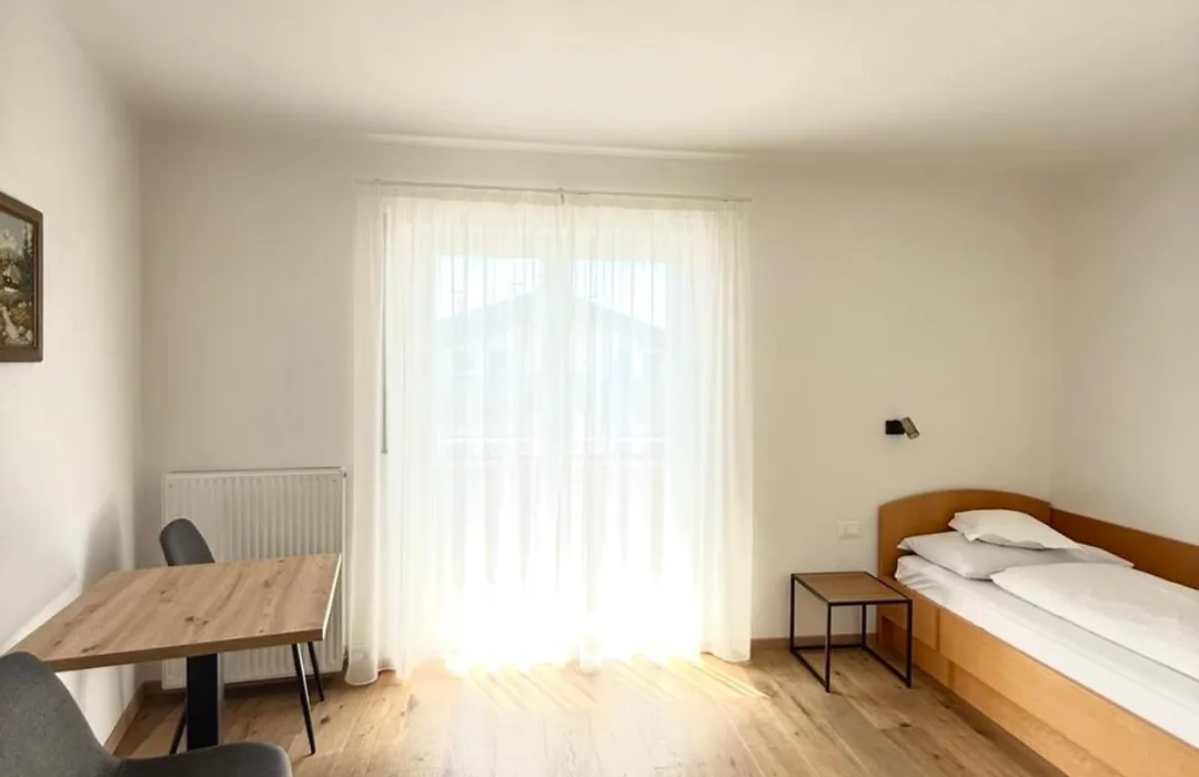 Garni Hotel Dorothea-1