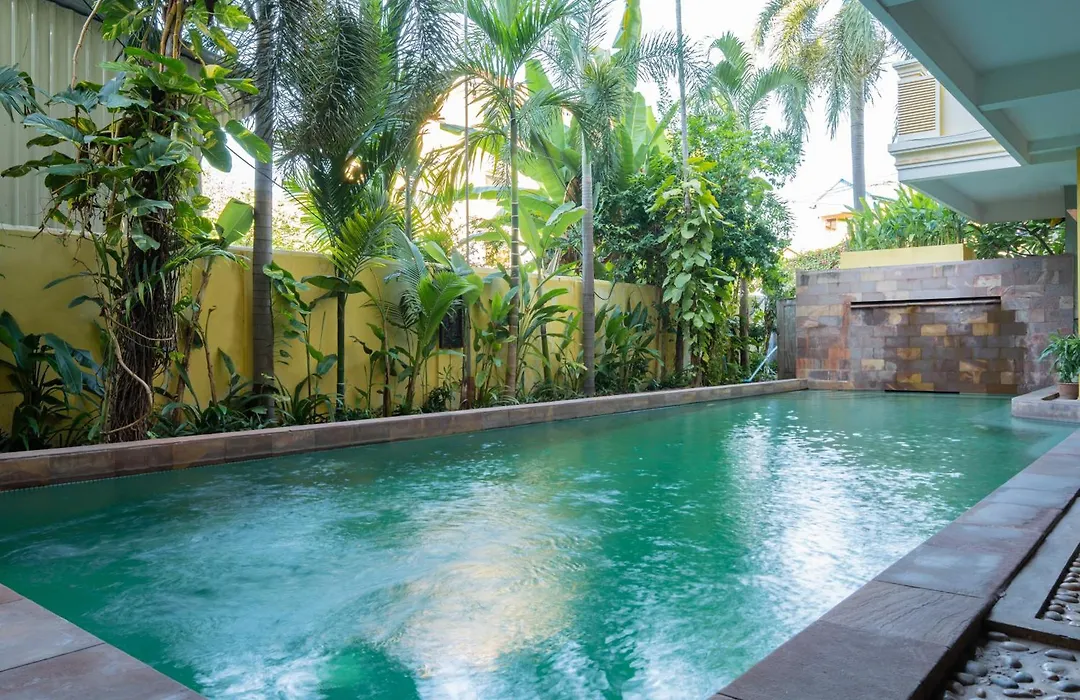 Golden Banana Residence-1