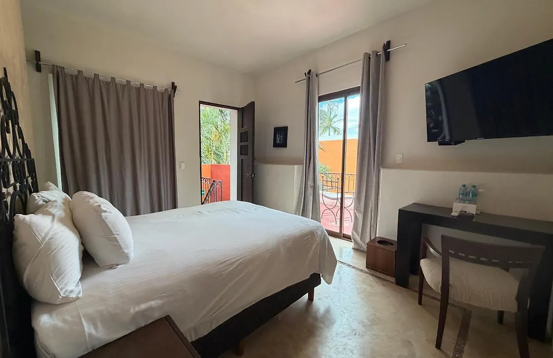 Art 64 Guest House - Adults Only-1