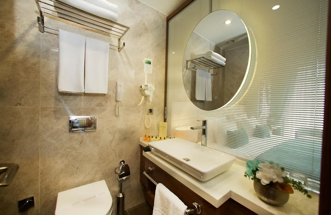 Hotel Momento Golden Horn-1