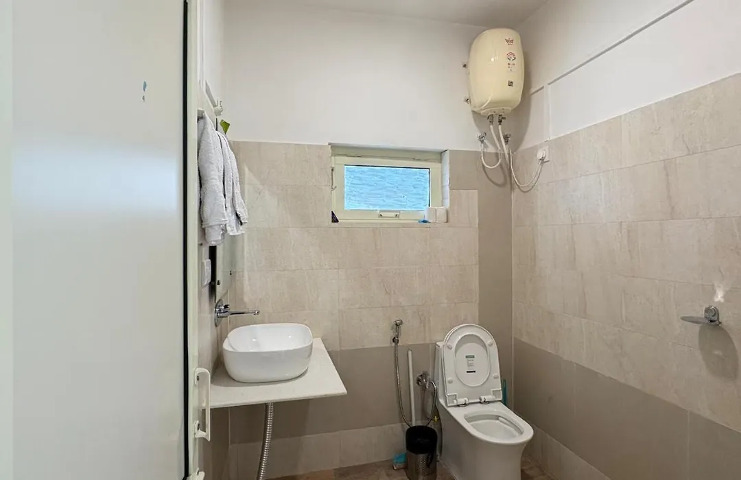 Zhim Zhim Guest House-1