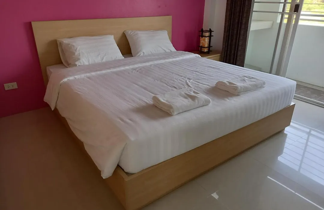 Ruan Plaisoi Apartment-1