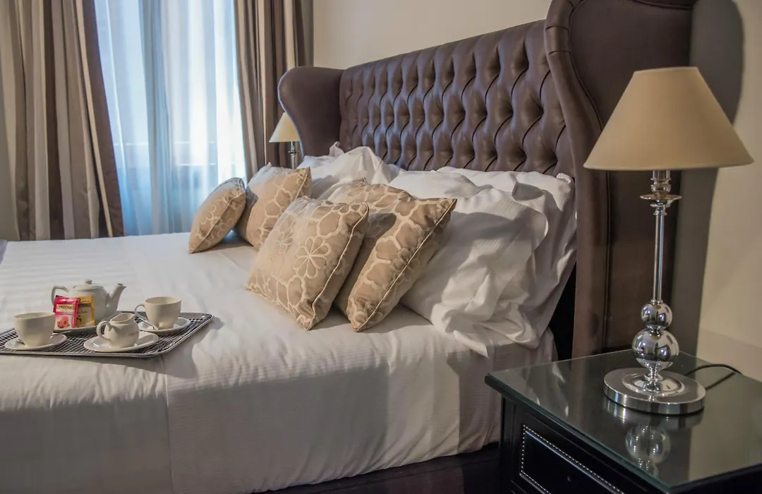 Hotel Monte Cenci-1