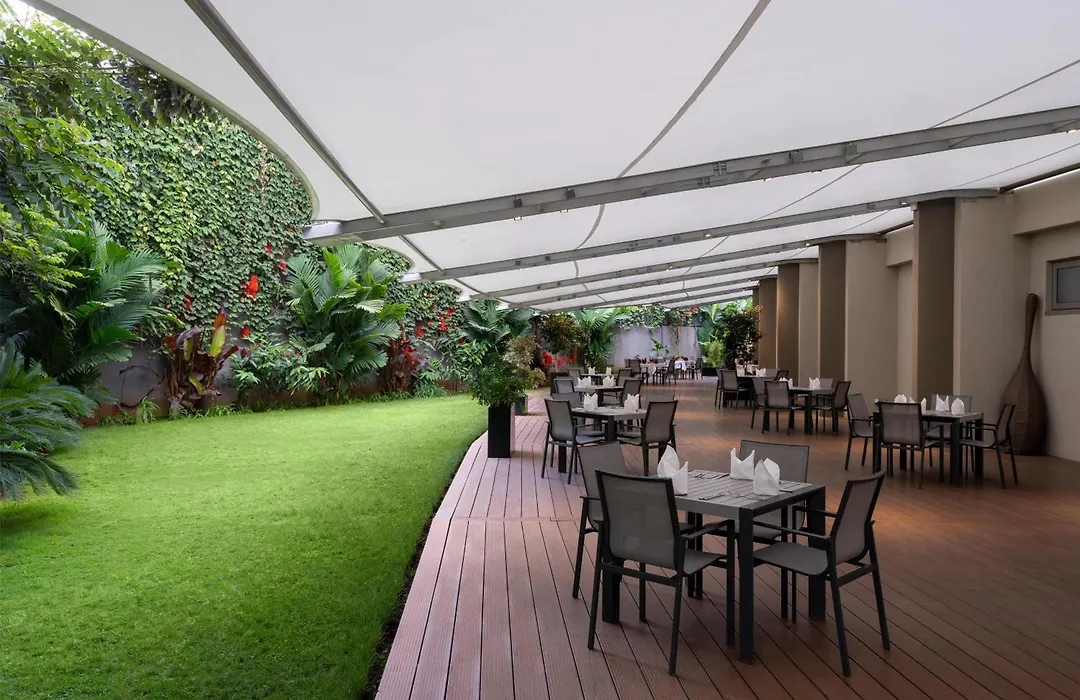 Radisson Blu Hotel & Residence Nairobi Arboretum-1
