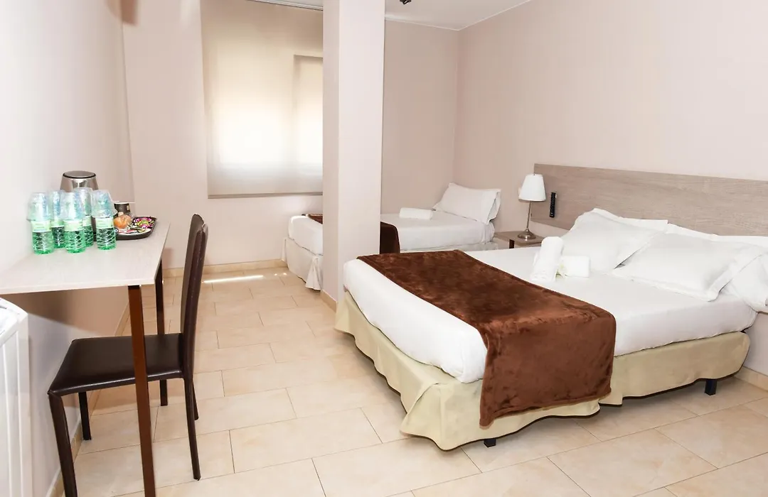 Hotel Ancora-1