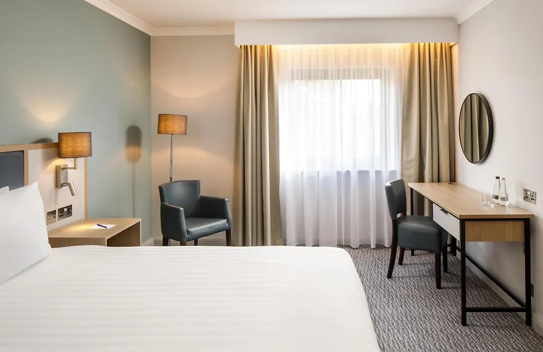 Delta Hotels By Marriott Milton Keynes-1
