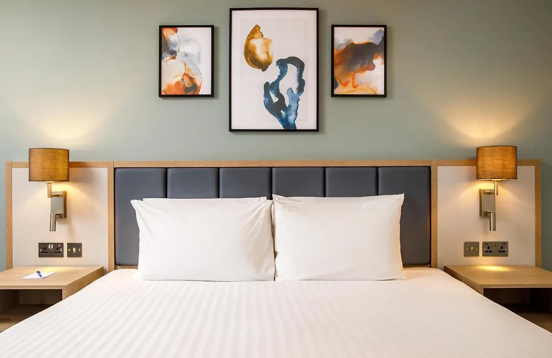 Delta Hotels By Marriott Milton Keynes-1