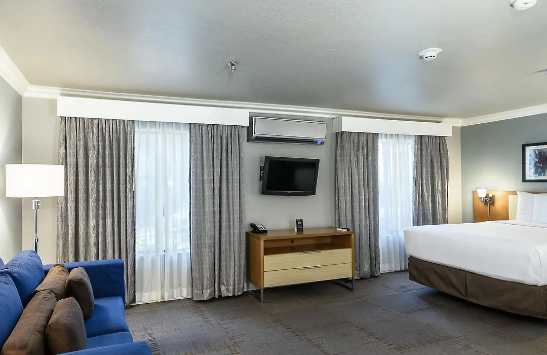 Alexis Park All Suite Resort-1