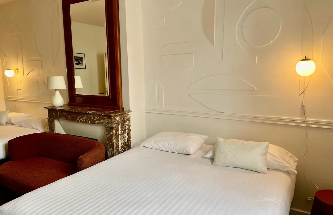 Hotel Val De Loire-1