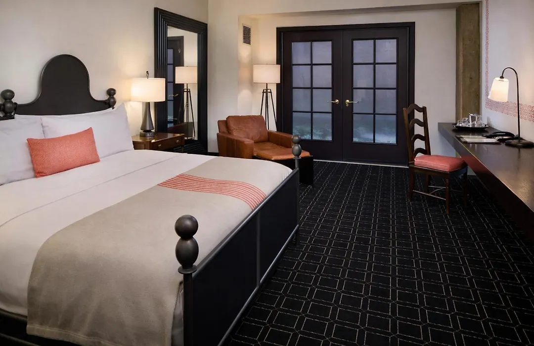 Hotel Valencia Riverwalk-1
