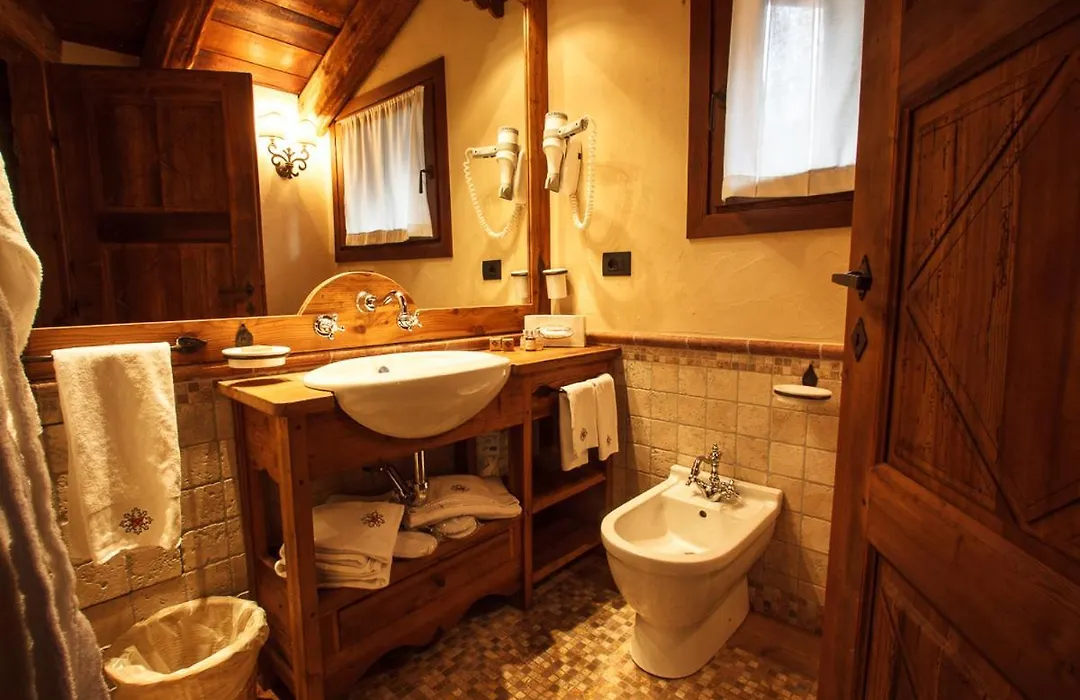 Au Coeur Des Neiges Resort Spa & Free E-Bike-1