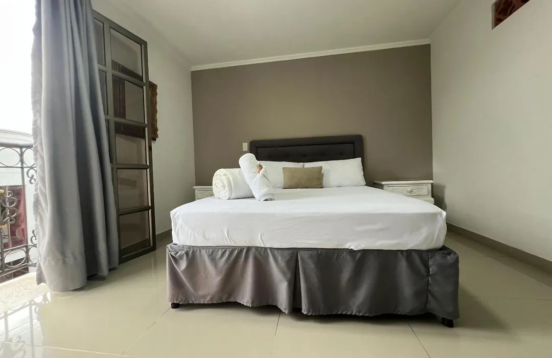 Hotel Suite Santa Rosa-1