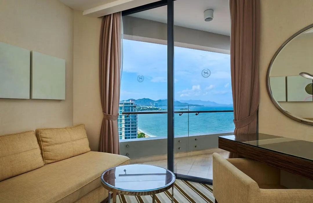 Sheraton Nha Trang Hotel & Spa-1